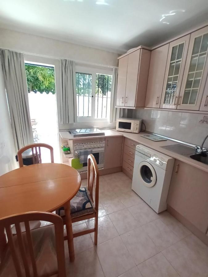 Nueva Nerja Pueblo Andaluz Casa Grafton Villa Екстериор снимка