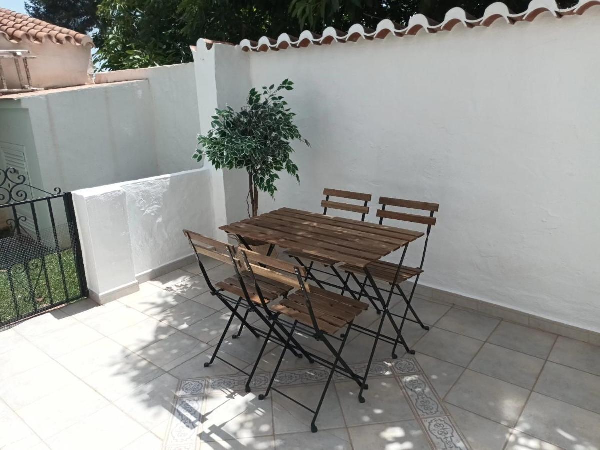 Nueva Nerja Pueblo Andaluz Casa Grafton Villa Екстериор снимка
